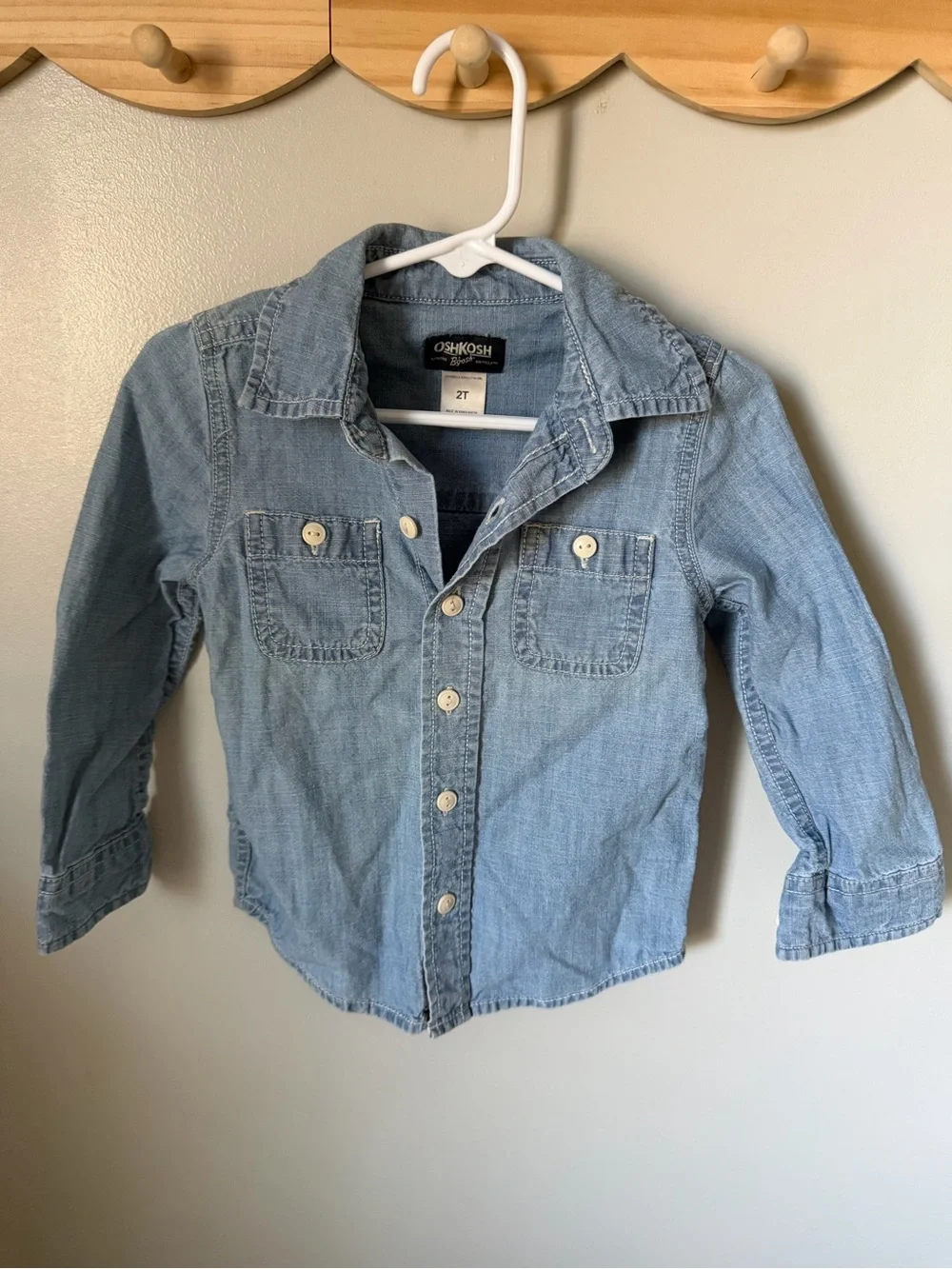 OshKosh B’gosh Boys 2T Blue Denim Button Up Shirt Long Sleeve Chest Pocket